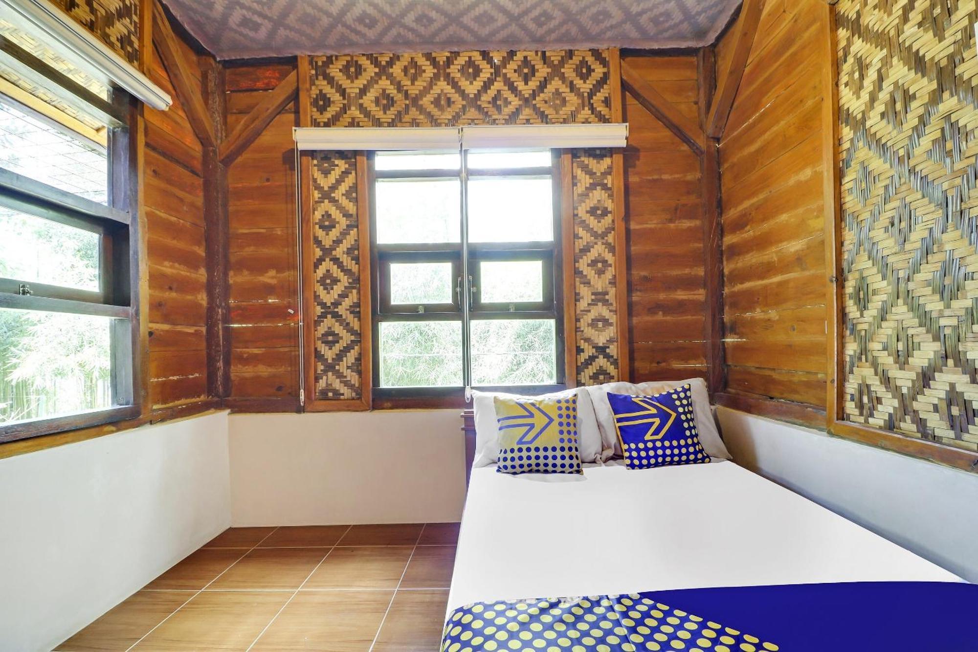 OYO Homes 90956 Desa Wisata Guranteng Pendjalu Exterior foto